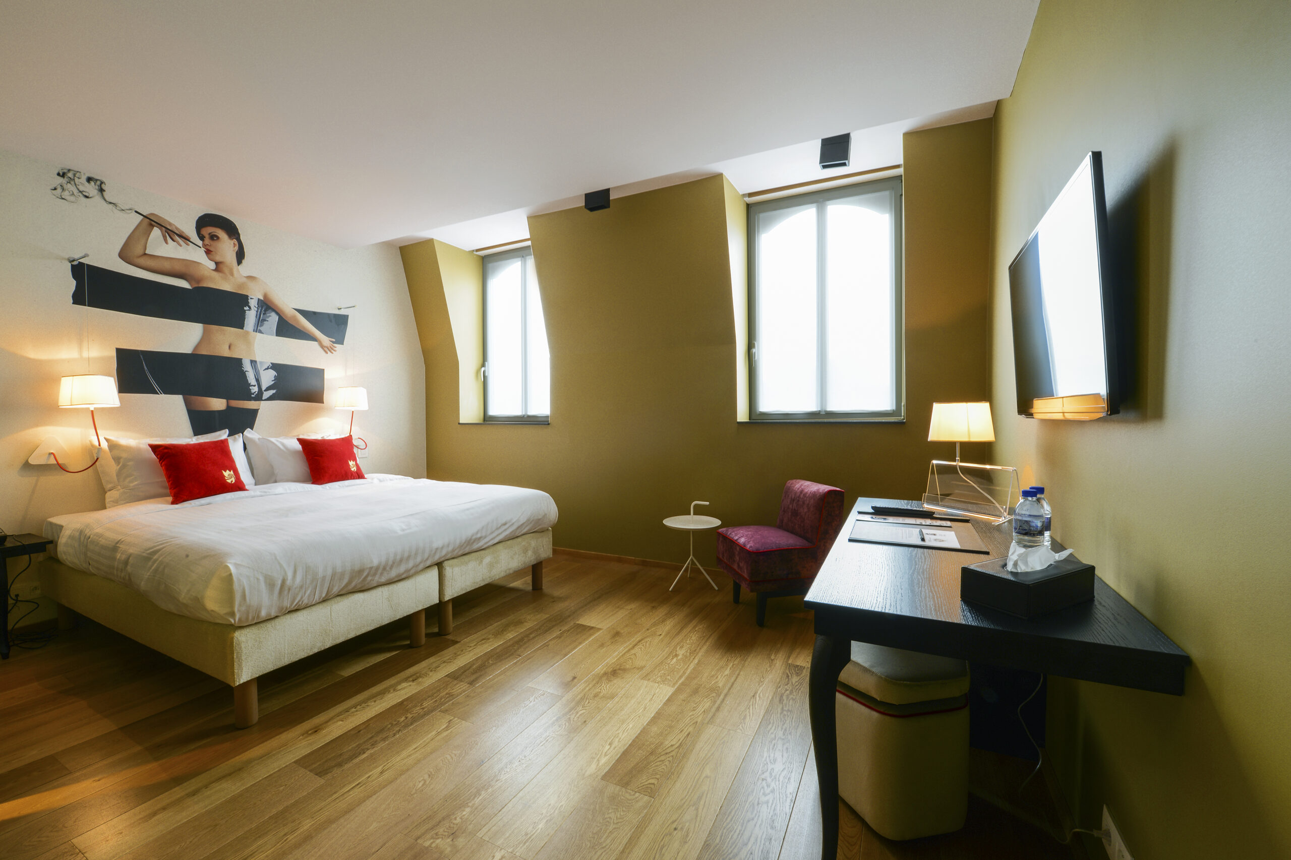 The Royal Snail Hotel Namur Room (32)