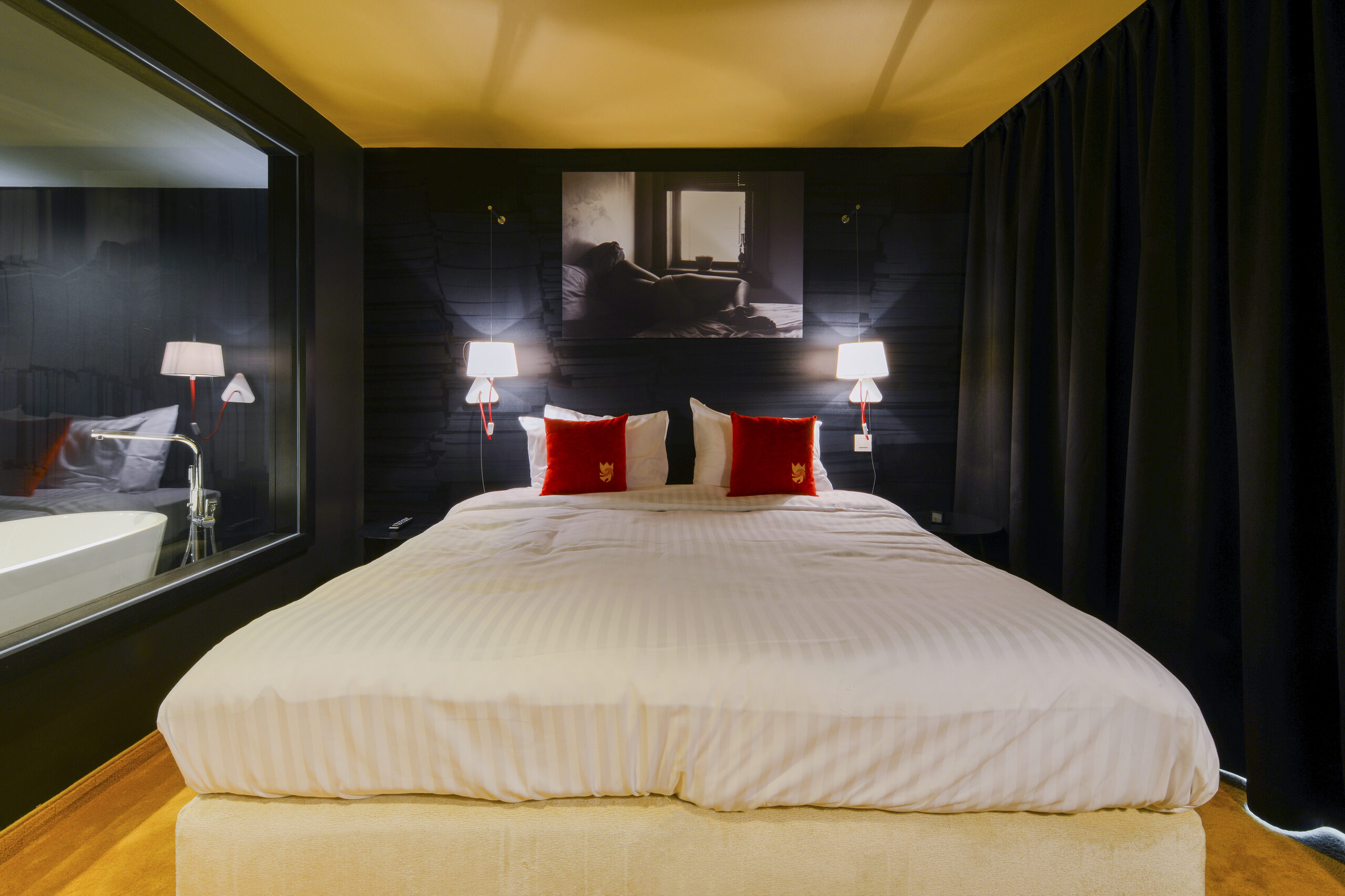 The Royal Snail Hotel Namur Room (38)
